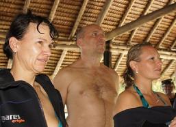 dive guide, briefing, jetty, raja4divers, raja ampat, guest comments
