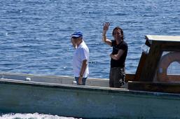 transfer boat, sorong transfer, long boat papua, raja4divers