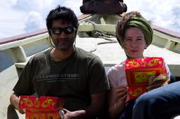 transfer pulau pef, boat raja ampat, traditional boat