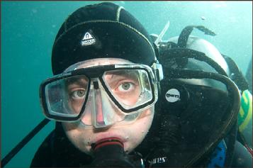 raja ampat, diving, scuba, coral reef, indonesia, papua, scuba dive, BCD, pulau pef, pef island, underwater, PADI